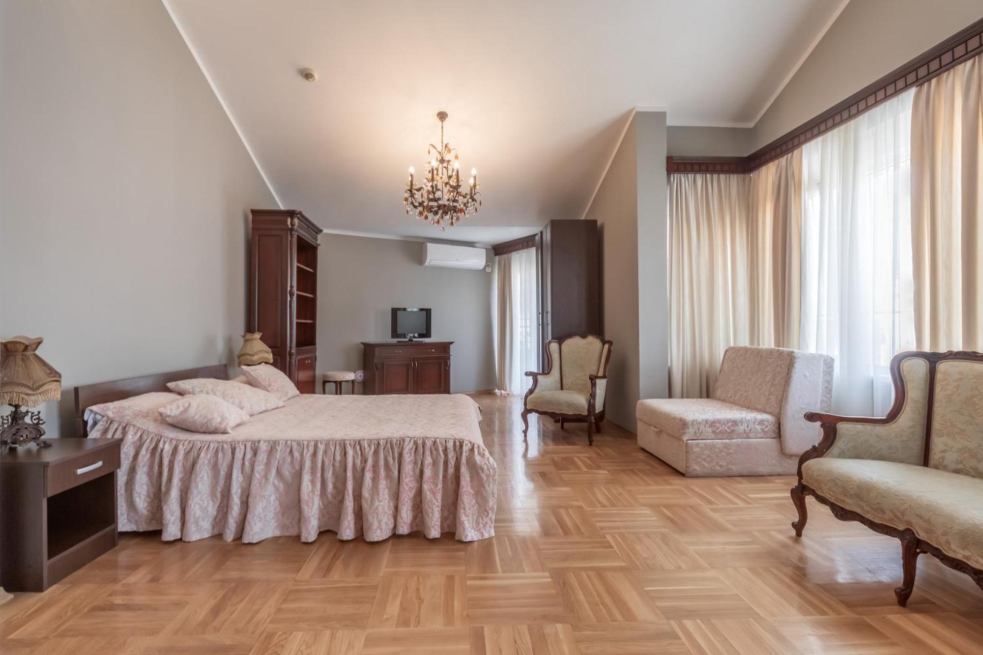 Favorite Aparthotel