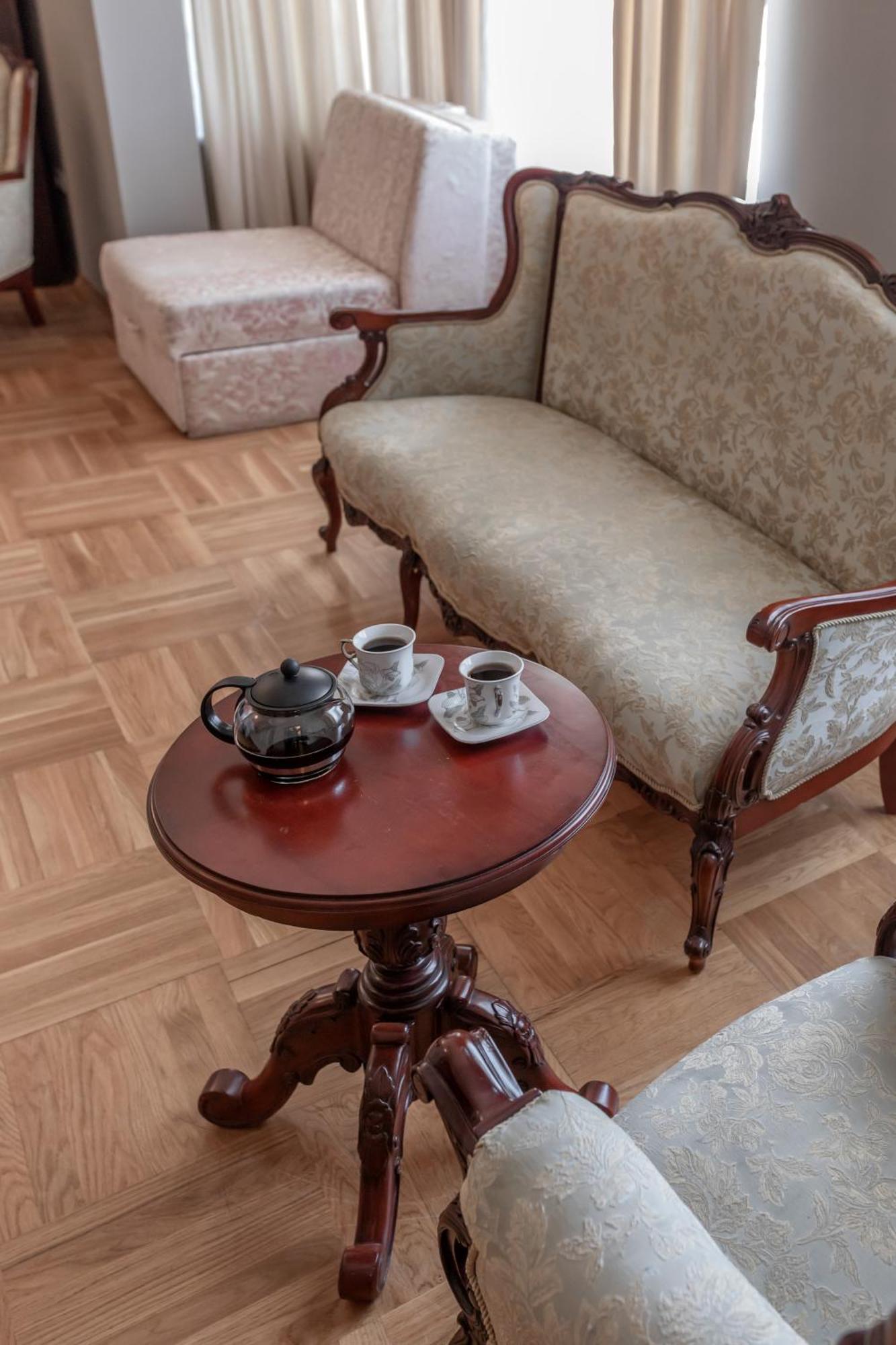 Aparthotel Favorite Budva