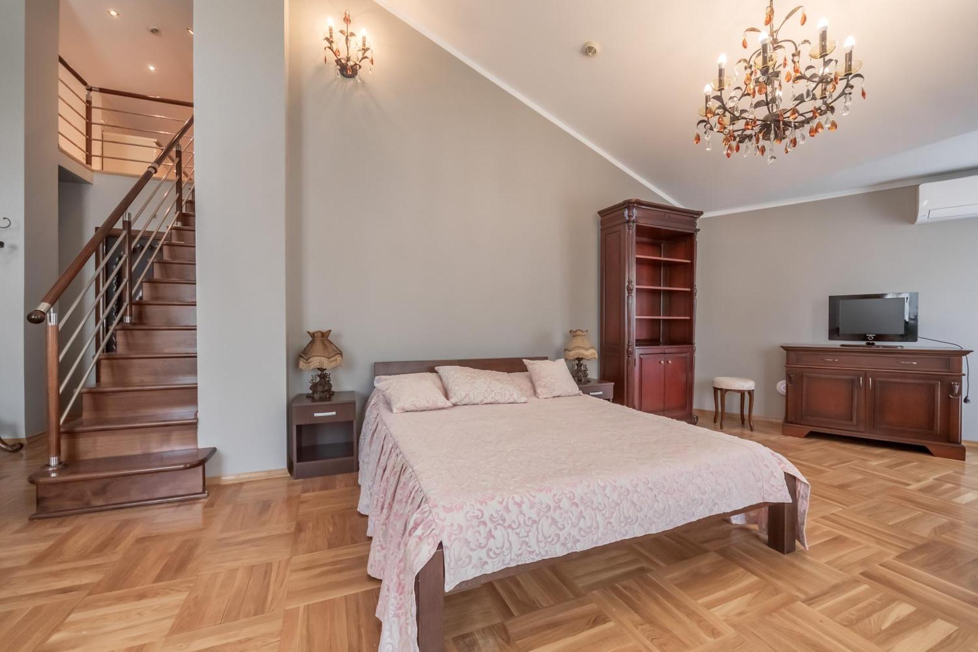 Favorite Aparthotel *