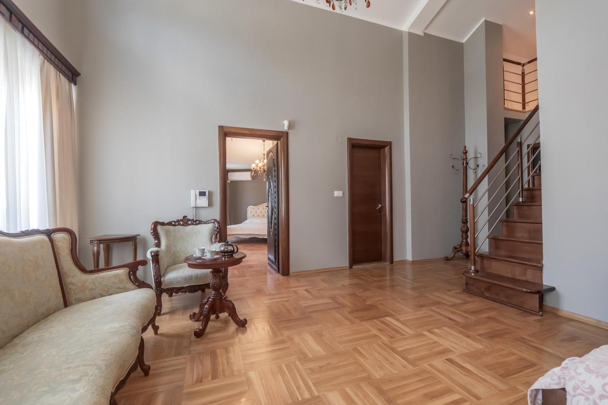 Favorite Aparthotel Budva